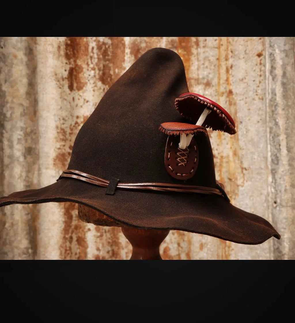 Black Mushroom Gnome hat